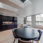 Kings House Apartments